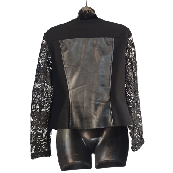 International Concepts Women's Black Faux Leather Long Lace Sleeve Jacket Sz S - Picture 2 of 12